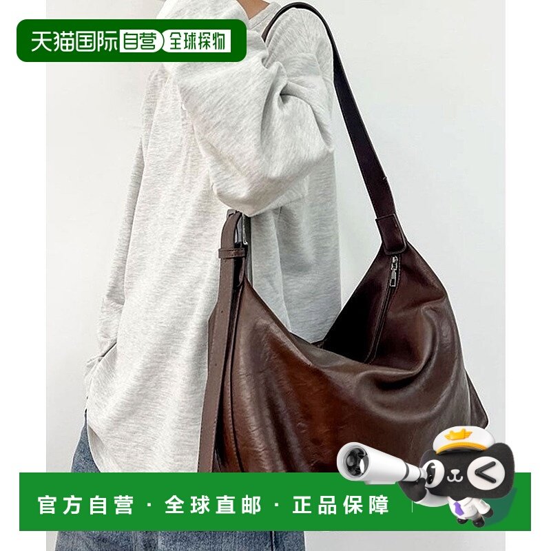 日本直邮florge 可收纳A4尺寸轻便皮革触感宽肩带背包 FL8218AW01