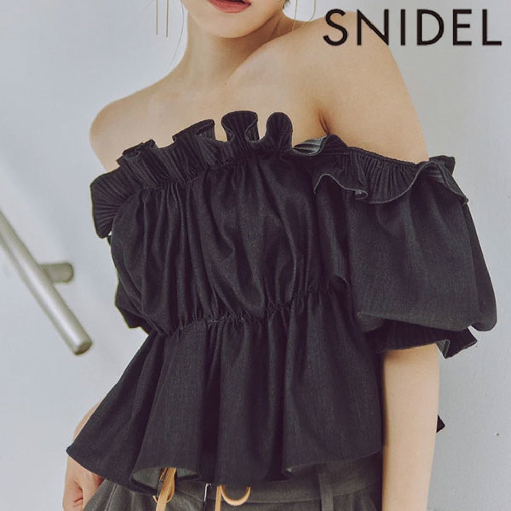 日本直邮SNIDEL 上衣 牛仔布缩褶露肩衬衫 短款 短袖 swfb244263