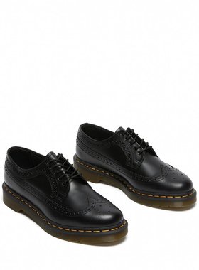 Dr. Martens 3989 YS 黑色光滑款