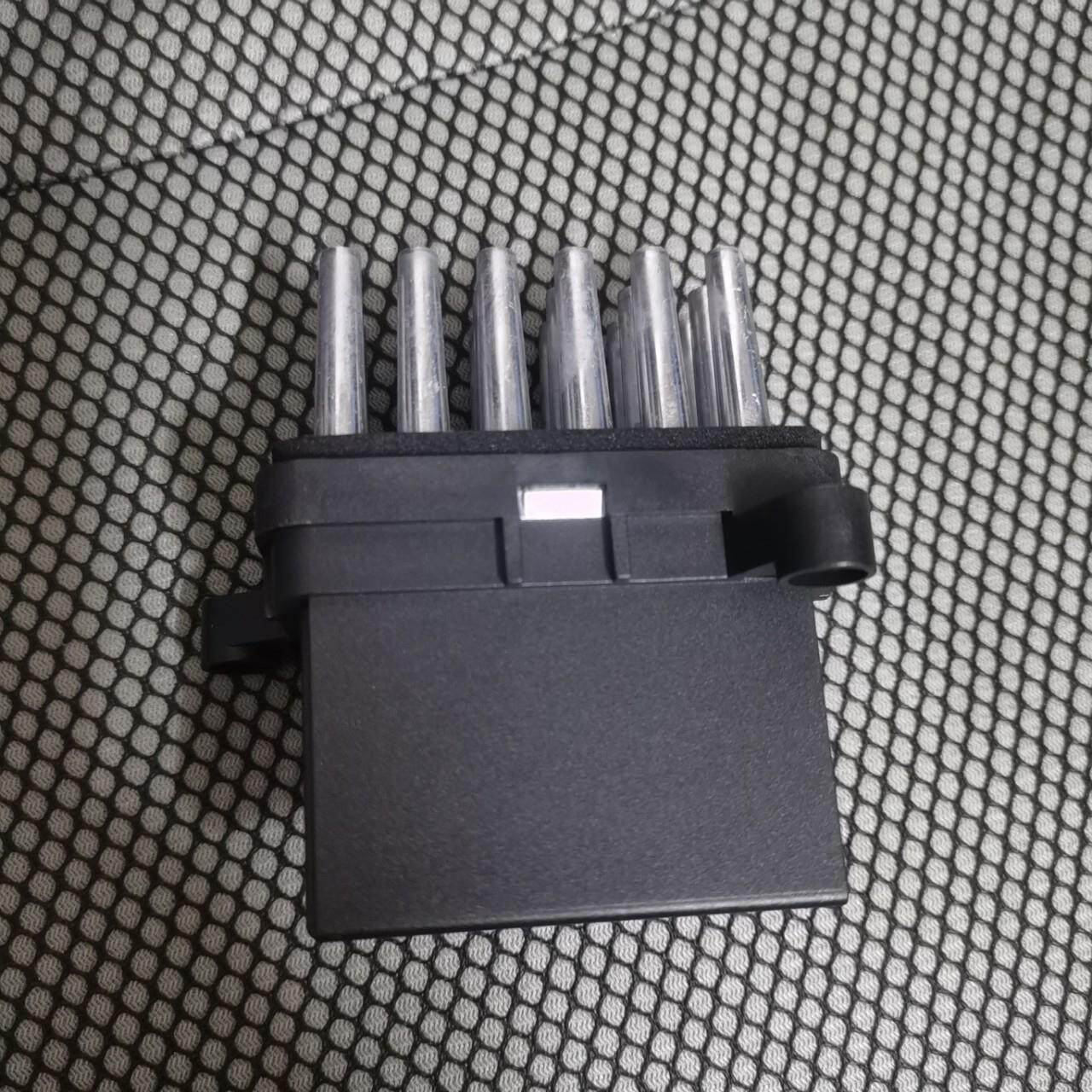 汽车鼓风机电阻适用福特FIESTA蒙迪欧致胜CMAX福克斯6G9T19E624AD