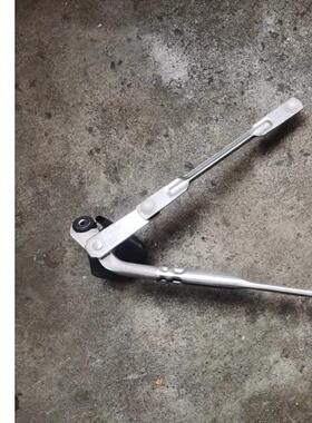 汽车雨刮连动杆支架适用于丰田HILUX皮卡VIGO奔跑者851500k061