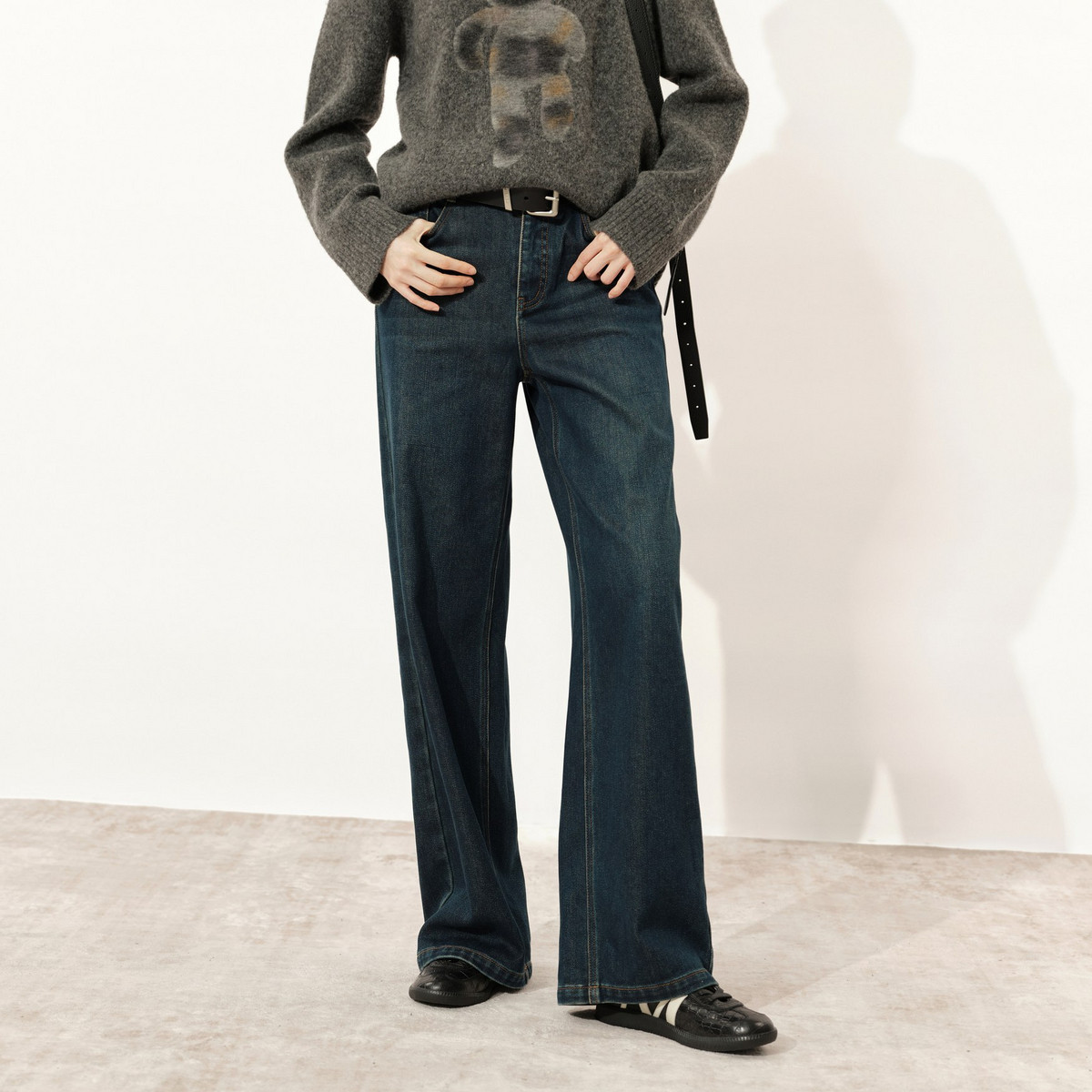 uti尤缇2025冬季新款百搭宽松直筒休闲水洗牛仔长裤女UL4D1290619