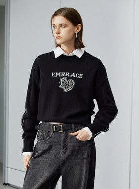 uti尤缇2024冬季新款 黑色提花绵羊毛毛衣女套头毛衫UJ451132390