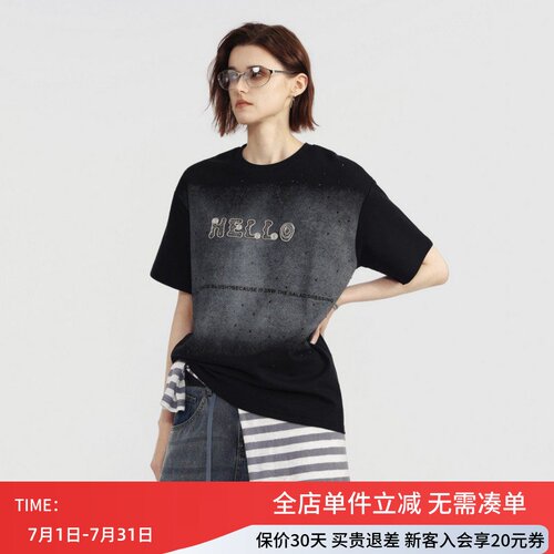 uti尤缇2026夏季新款 黑色字母短袖休闲T恤女宽松上衣UM2D0194190