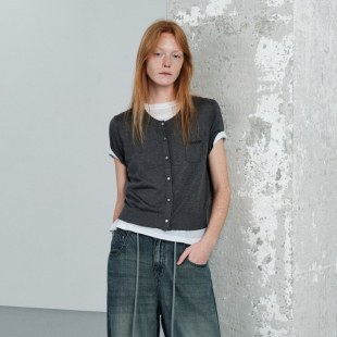 uti尤缇2026夏季新款 莱赛尔灰色短袖毛衫女针织开衫UL231131584