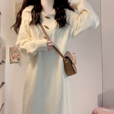 白色针织连衣裙子女秋冬季2025新款小个子高级感法式气质穿搭长裙
