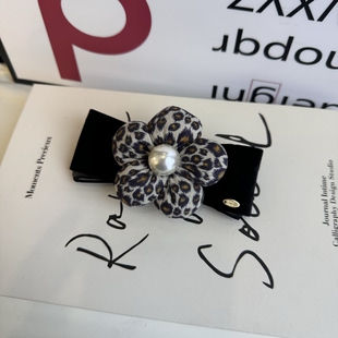 CHIC JEWELRY 韩国发饰头饰ins风复古波点花朵充棉弹簧夹弹夹发夹