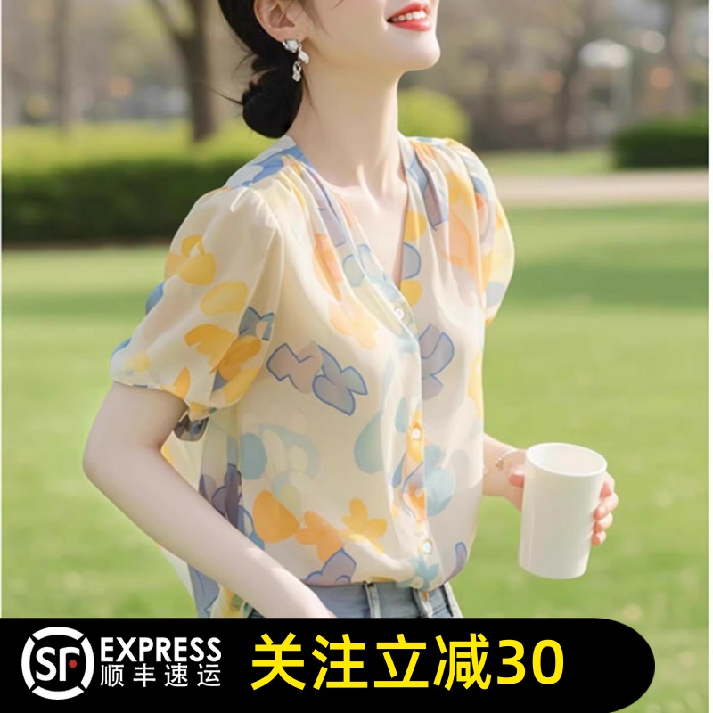 哥弟清仓官方2025夏季新款V领碎花泡泡袖衬衫女雪纺短袖衬衣