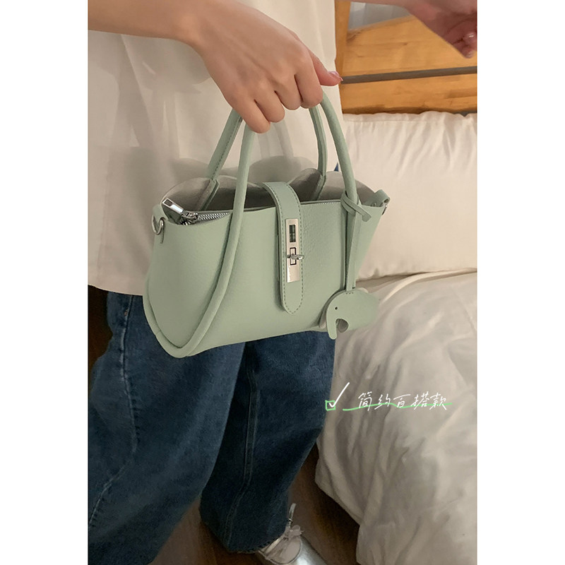 春夏手提菜篮子包包女2025新款潮时尚韩版水桶包超火百搭斜挎包,箱包皮具/热销女包/男包,水桶包,淘宝优惠券,粉丝福利购,淘宝优惠卷