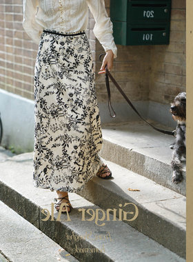 Ginger ale  “花与叶” 古典中式风格刺绣提花水墨画 A字半身裙