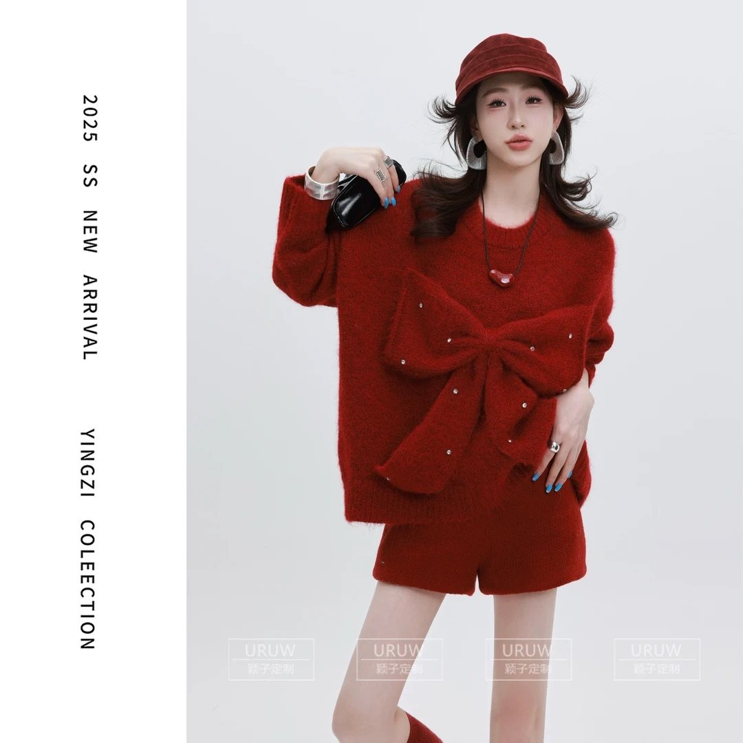 冬季氛围感蝴蝶结钉珠毛衣女时尚宽松毛衣通勤风纯色针织短裤高腰,女装/女士精品,时尚套装,淘宝优惠券,粉丝福利购,淘宝优惠卷