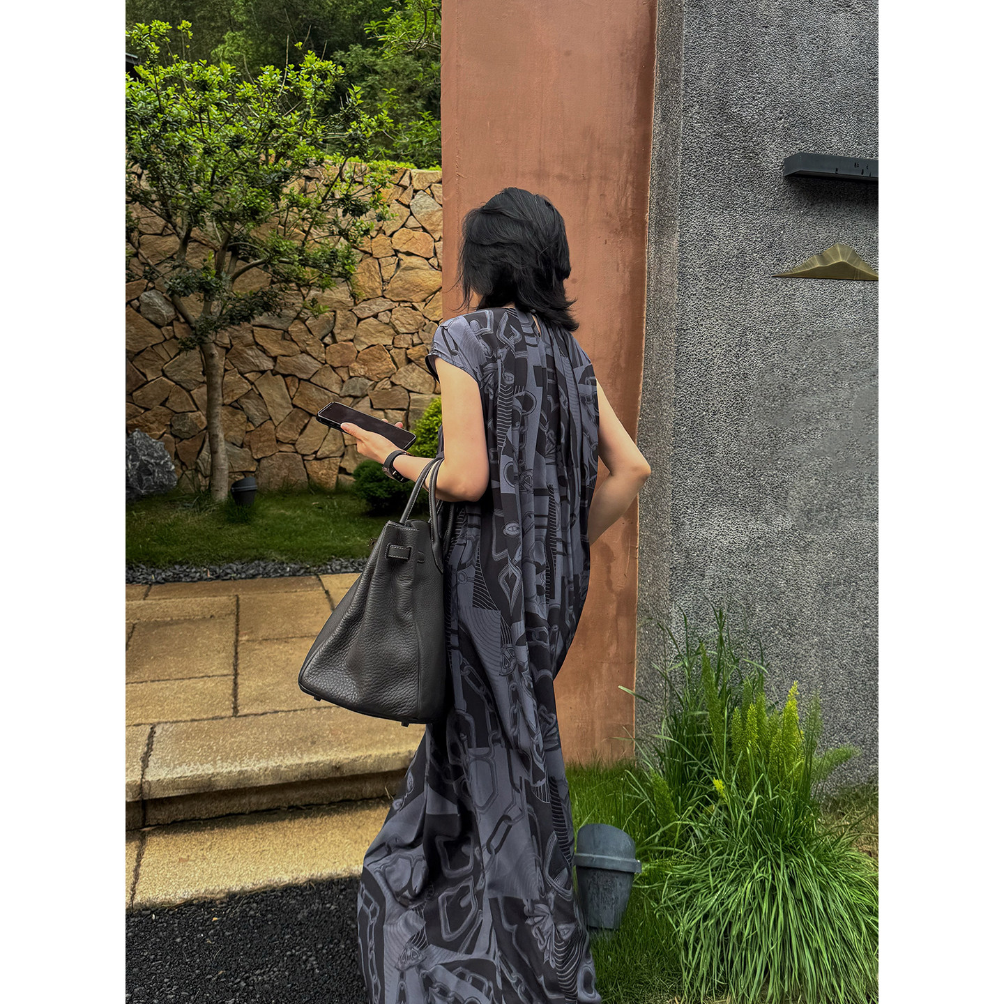 TOFOD 昨日重现 松驰贵气 重磅真丝高级印花无袖宽松连衣裙