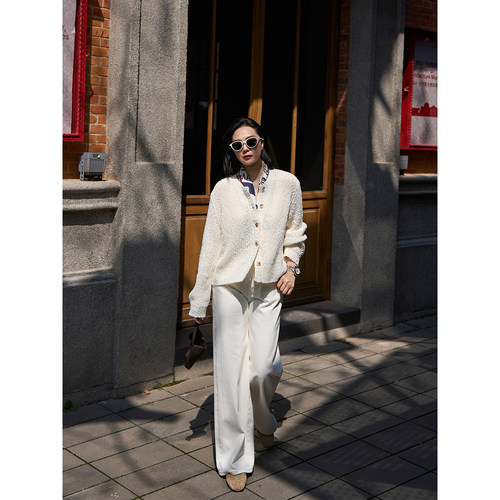 TOFOD春季女中高腰白色直筒牛仔