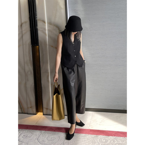 英国进口植糅小羔羊皮哈伦裤皮裤