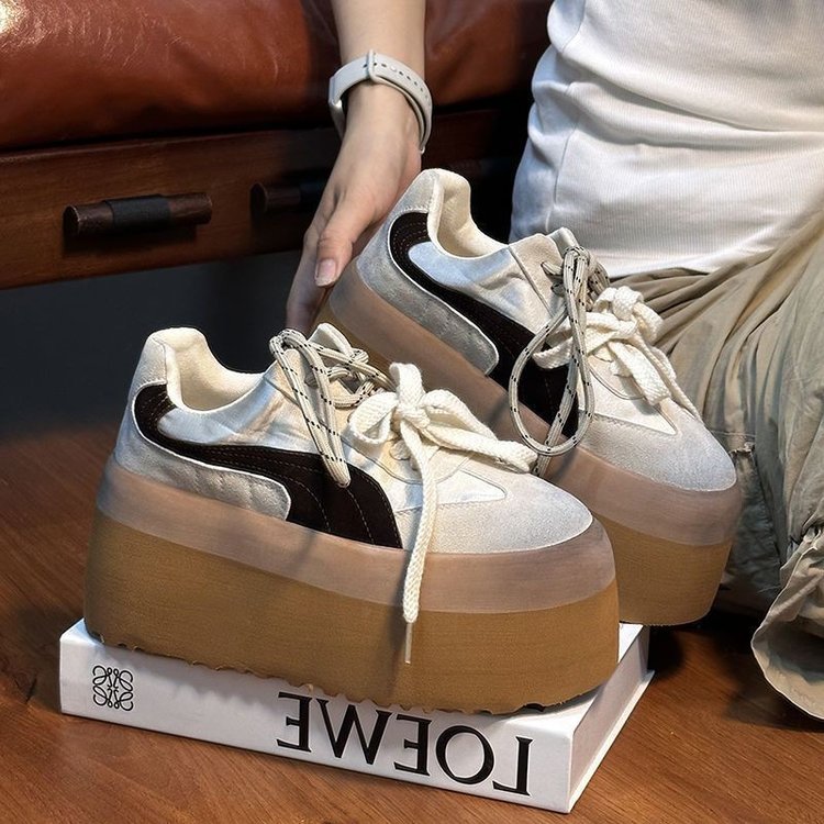 鮀品红色德训鞋女2025冬季新款美式复古鞋子女百搭板鞋休闲运动鞋