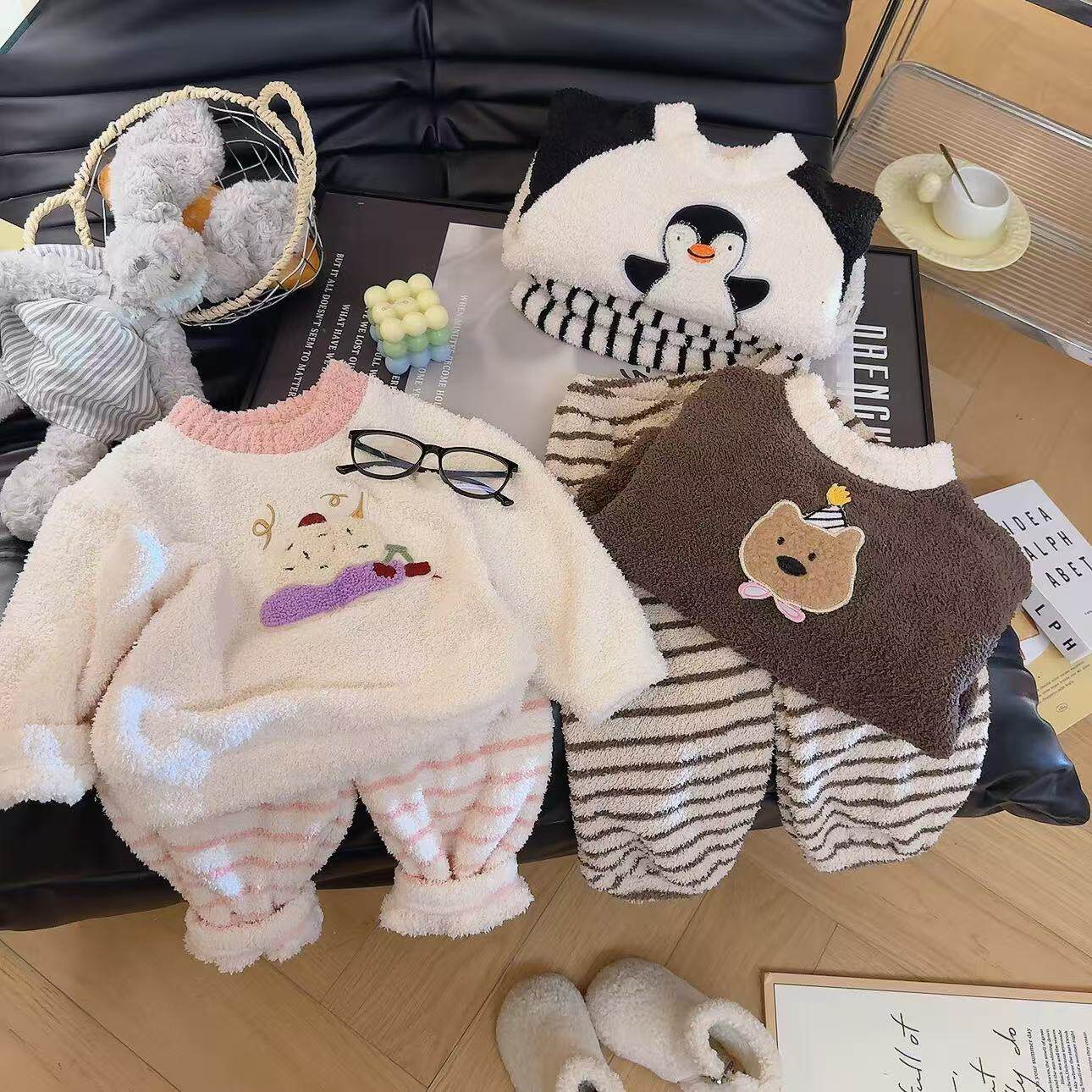 儿童半边绒睡衣保暖套装家居服套装秋冬新款男童女童家居服套装