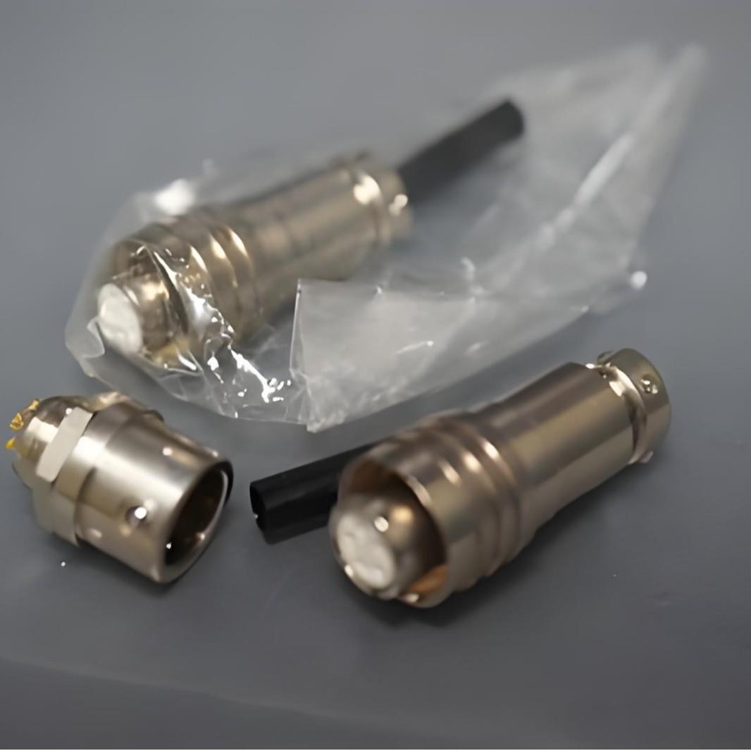 日本TMW快速锁定时小型连接器多治见EPRC05-RB6F/RB8F/RB12F