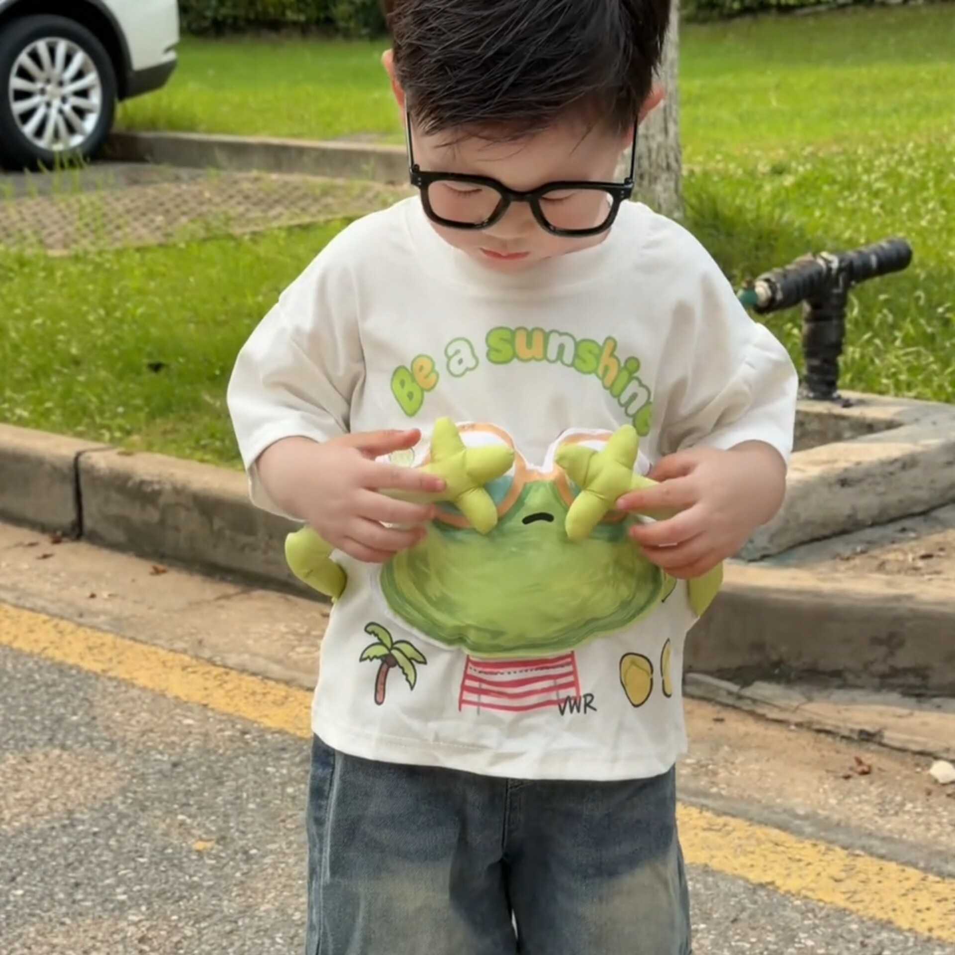 儿童短袖t恤磁吸小青蛙捂眼睛