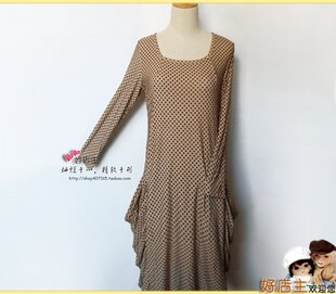 比较垂 两侧有大口袋 波点图案 日单 长衫 ay250 圆领七分袖