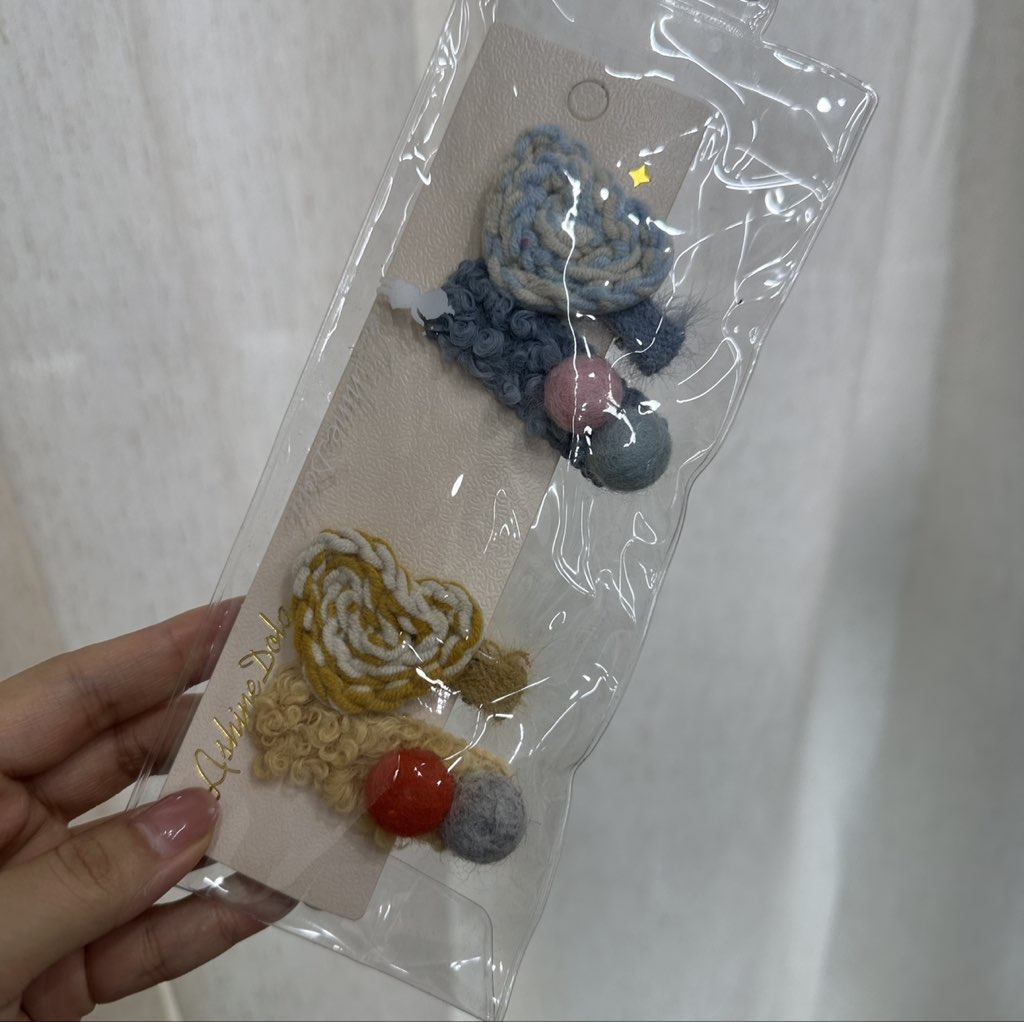 一组4个毛线发夹,饰品/流行首饰/时尚饰品新,发饰,淘宝优惠券,粉丝福利购,淘宝优惠卷