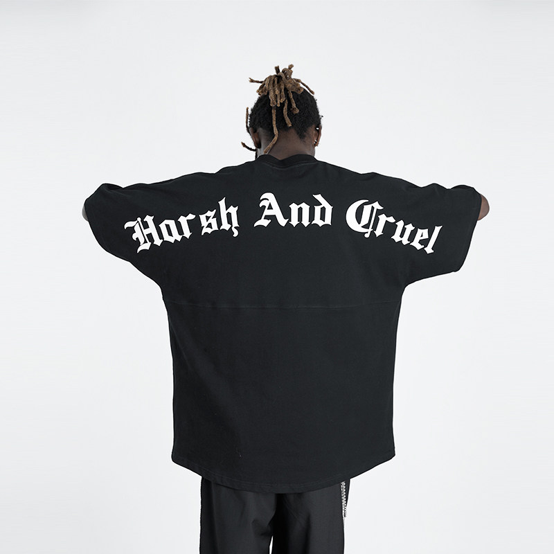 harsh and cruel 哥特字体大字印花logo基础tee宽松潮流t恤短袖