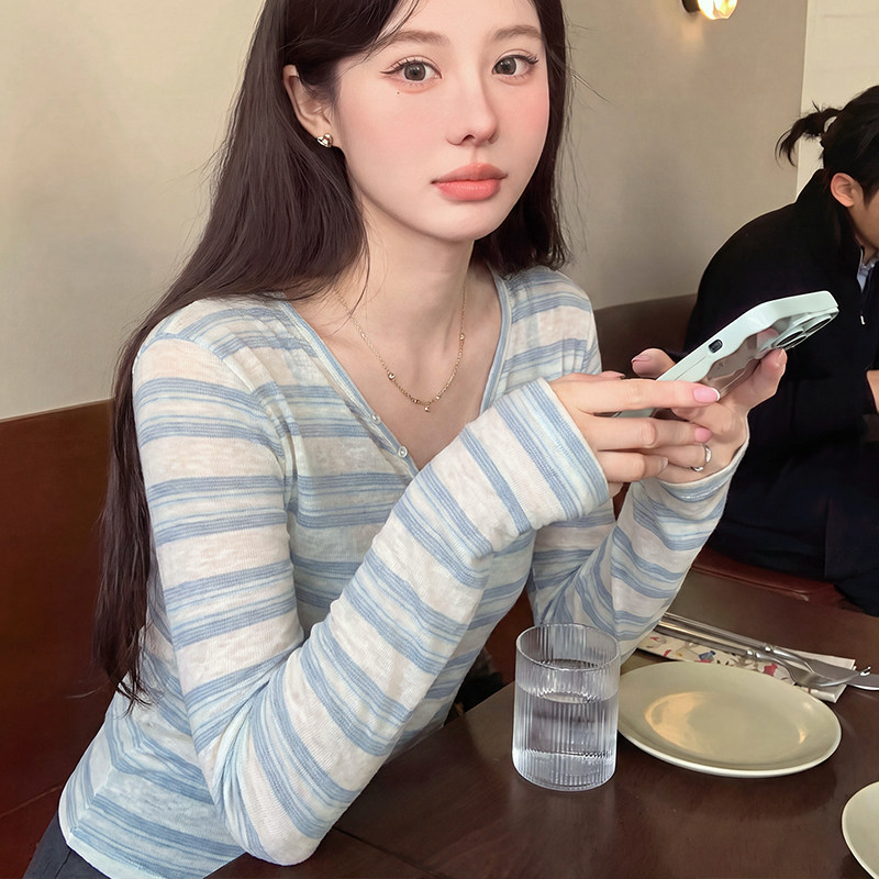 条纹v领长袖t恤休闲宽松单穿上衣