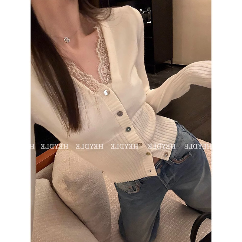 白色v领修身蕾丝针织衫女秋冬绝美巨好看收腰短款小内搭毛衣上衣