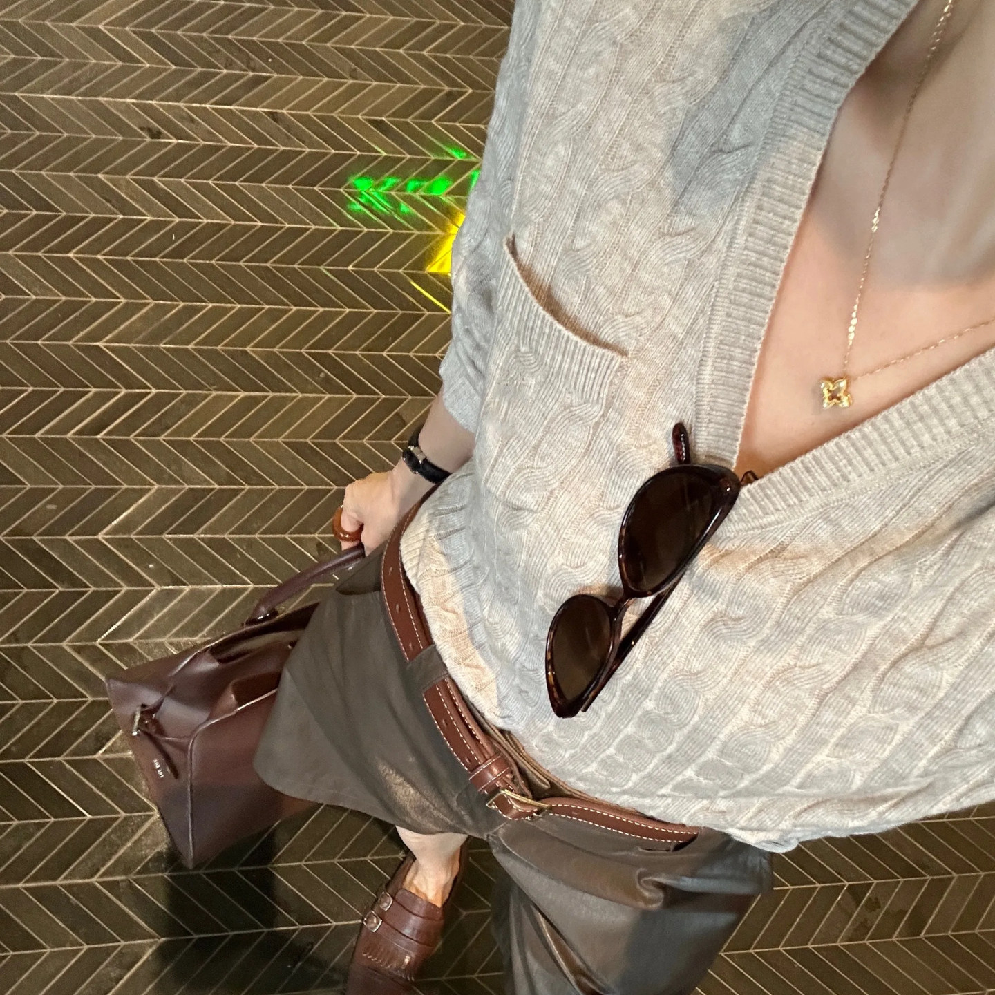 麻花毛衣针织衫女内搭打底衫上衣