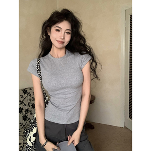 灰色正肩短袖T恤女夏季百搭紧身修身显瘦体恤内搭韩系辣妹短上衣