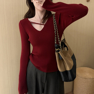 纯欲风红色v领针织毛衣女秋冬季过年新年穿搭修身内搭打底衫上衣