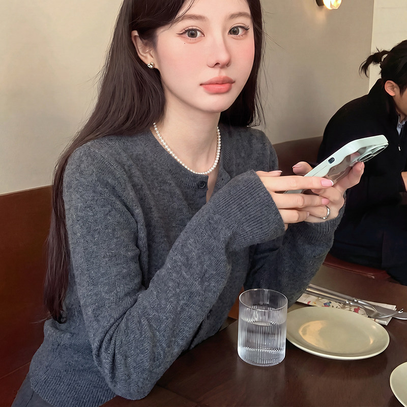 高知miu系针织开衫百搭修身上衣