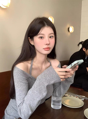 挂脖一字领露肩针织衫女秋冬季纯欲修身毛衣打底内搭灰色格雷上衣