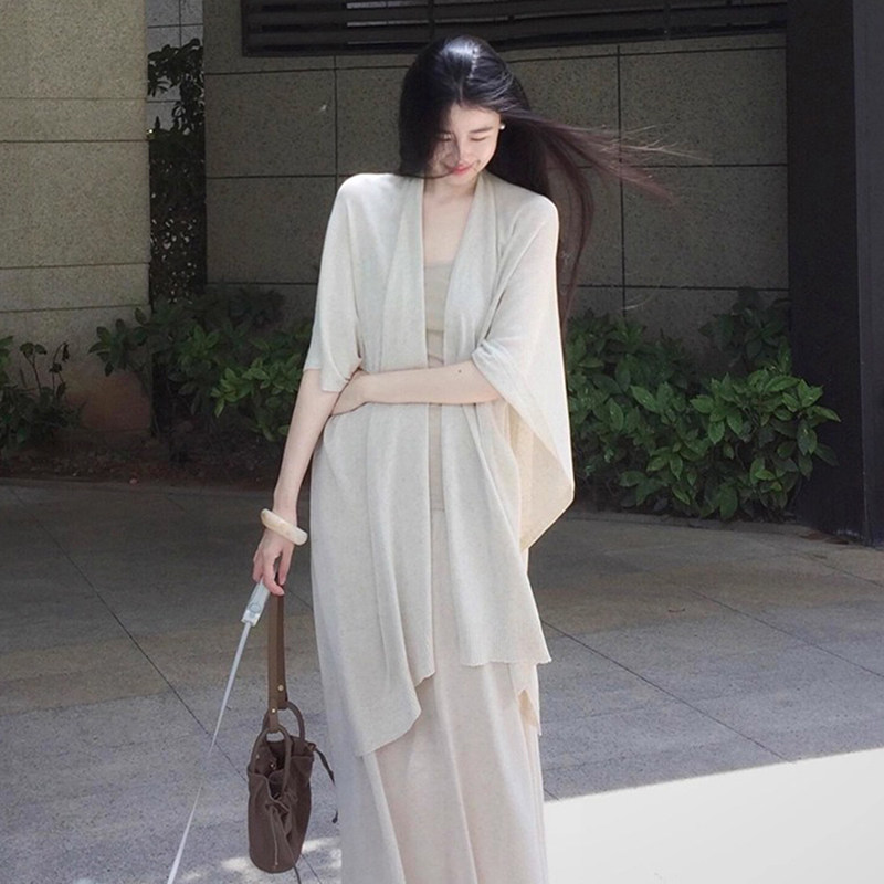 清冷感杏色旗袍吊带外搭披肩罩衫女夏季穿搭针织防晒开衫薄款上衣