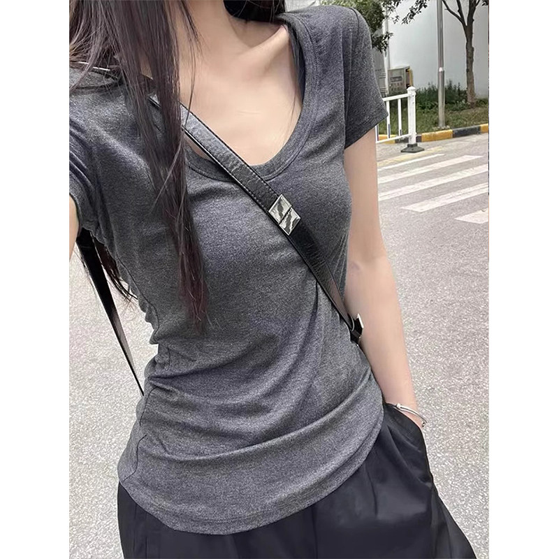 休闲松弛感灰色u领短袖t恤女夏季内搭打底大领口正肩修身显瘦上衣