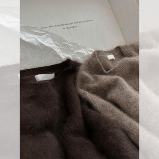 美拉德棕色穿搭厚毛衣女秋冬慵懒高级感软糯针织衫可外穿内搭上衣