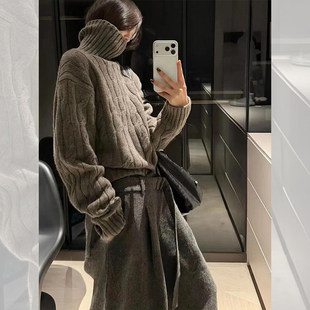 美拉德棕色麻花高领毛衣女秋冬欧货老钱风宽松加厚针织衫内搭上衣