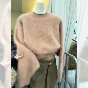 韩系粉色圆领马海毛毛衣女秋冬小个子宽松软糯针织衫内搭加厚上衣