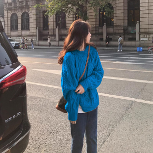 韩系克莱因蓝色麻花毛衣女套头冬季软糯宽松慵懒针织衫内搭上衣秋