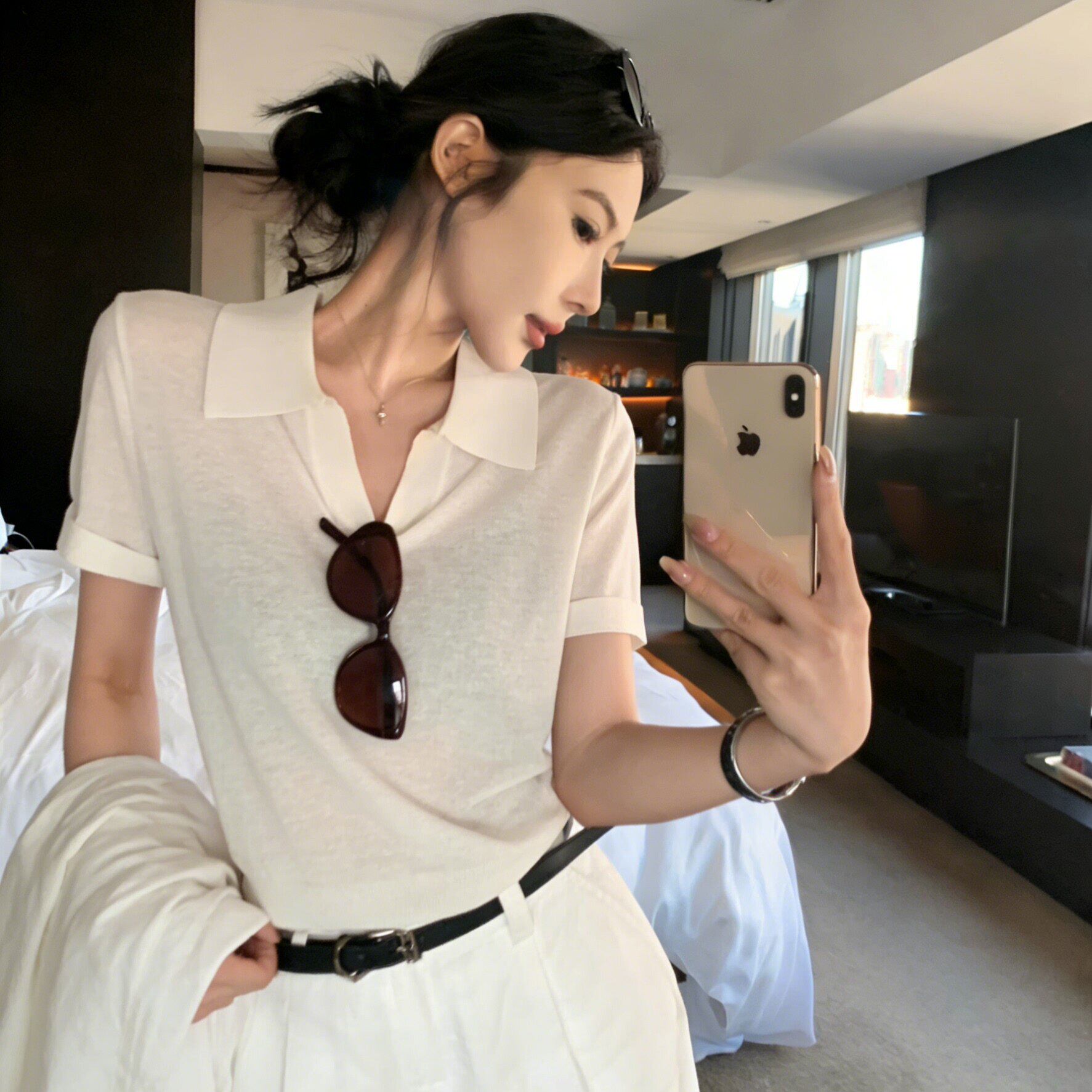 老钱风白色针织短袖polo衫女夏季miu系穿搭气质v领修身t恤上衣薄