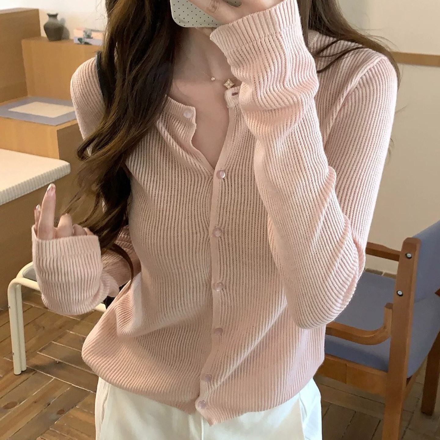 粉色温柔风单排扣圆领针织开衫女