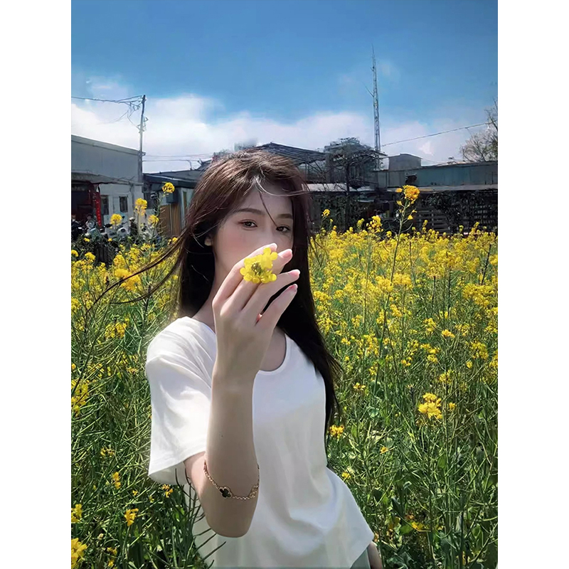 韩系白色u领正肩短袖t恤女夏季慵懒松弛感大领口宽松显瘦纯棉上衣