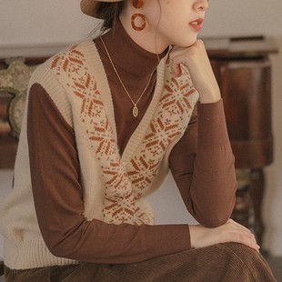 法式复古撞色毛衣马甲女秋冬季米色提花坎肩针织背心开衫外搭上衣