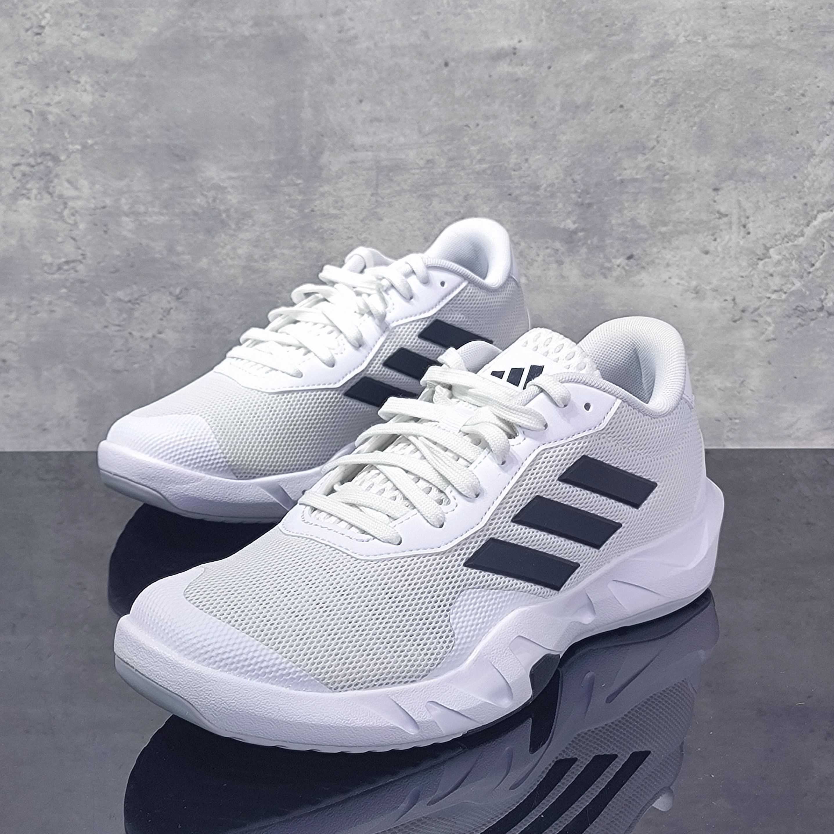 阿迪达斯男子综合训练鞋