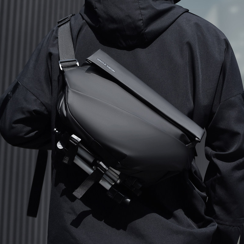 机能风胸包大容量斜挎包时尚潮流青年单肩通勤包机车休闲骑行包邮,箱包皮具/热销女包/男包,男士包袋,淘宝优惠券,粉丝福利购,淘宝优惠卷