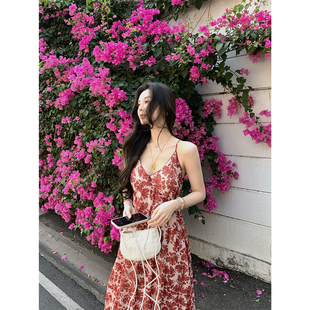 MINI STUDIO徐琳 「赤茶玫瑰」法式碎花挂脖雪纺度假吊带裙上衣
