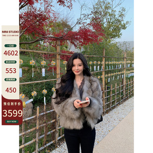 徐琳「斯拉夫穿搭」黑标线渐变色廓形狐狸毛皮草外套 10AM