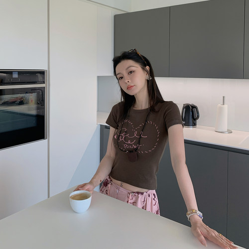 MINI STUDIO徐琳 「溏心小T」修身显瘦圆领正肩短款印花爱心短袖T