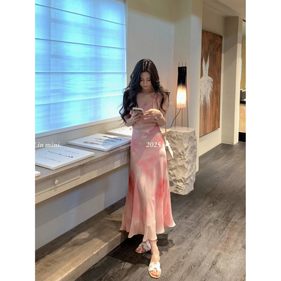 MINI徐琳「冰萃蜜桃」法式花边领优雅紫/蜜桃晕染鱼尾连衣裙