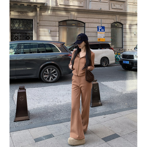 徐琳mini慵懒风卫衣长裤两件套