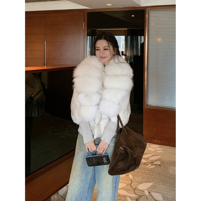 12/2  10AM  徐琳 「雪国千金」车条狐狸毛领90白鹅绒皮草外套